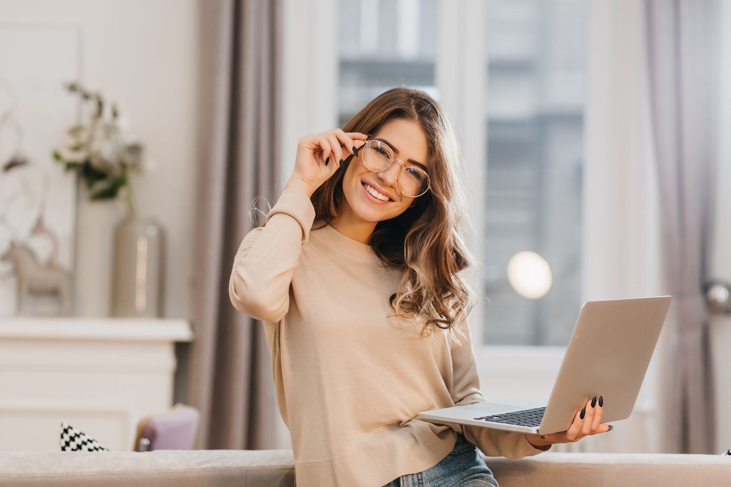 woman working on a laptop